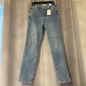 New with tags NWT Mango straight Slim-fit high waist jeans size 4